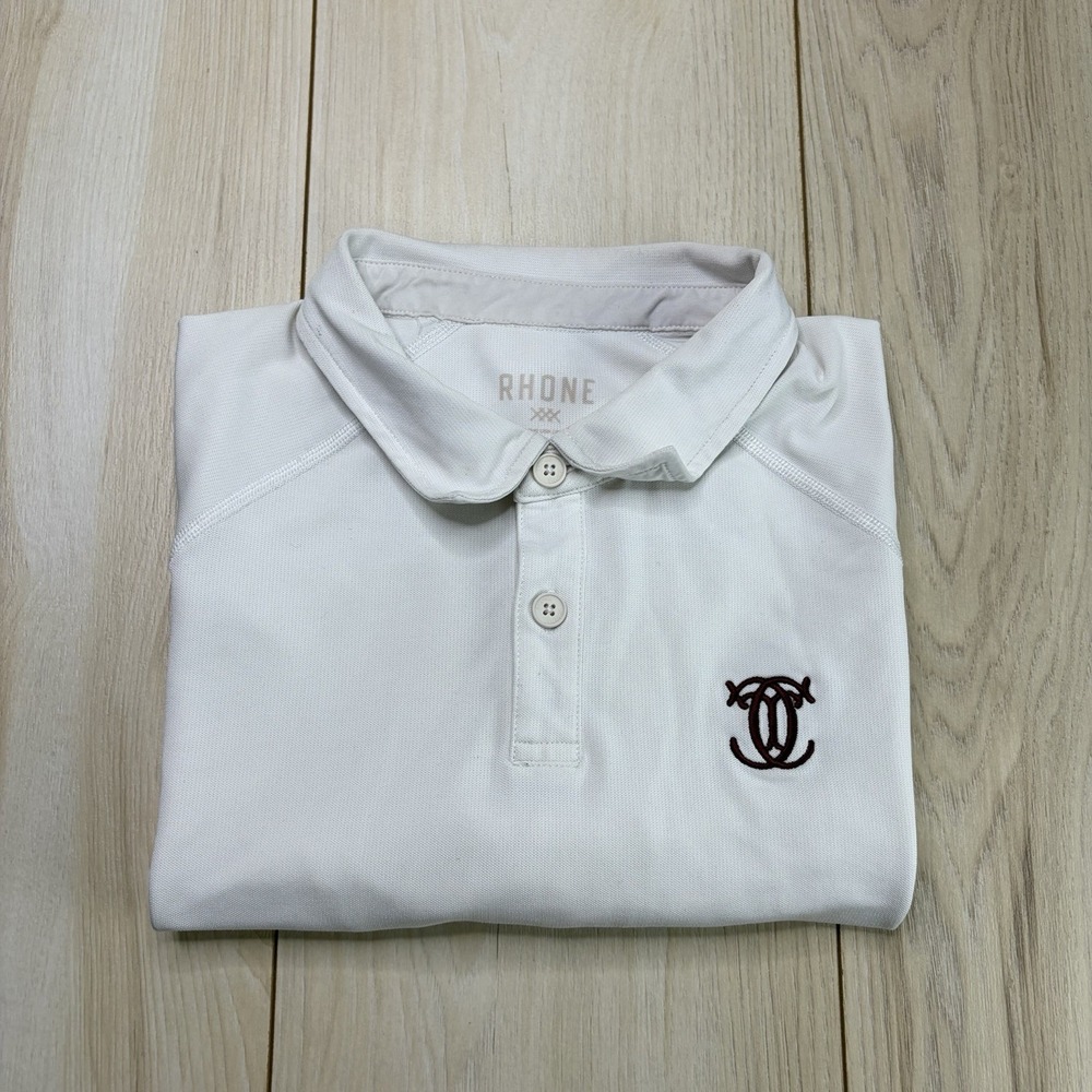 Rhone Men Premium Performance Polo THE COUNTRY CLUB Shirt White Logo Size Medium